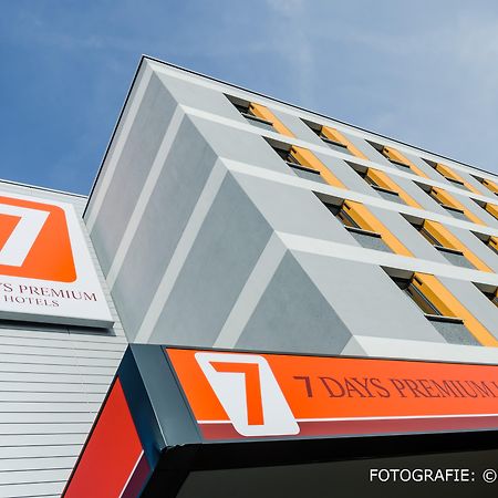 Campanile Leipzig Halle Airport シュクロイディッツ エクステリア 写真