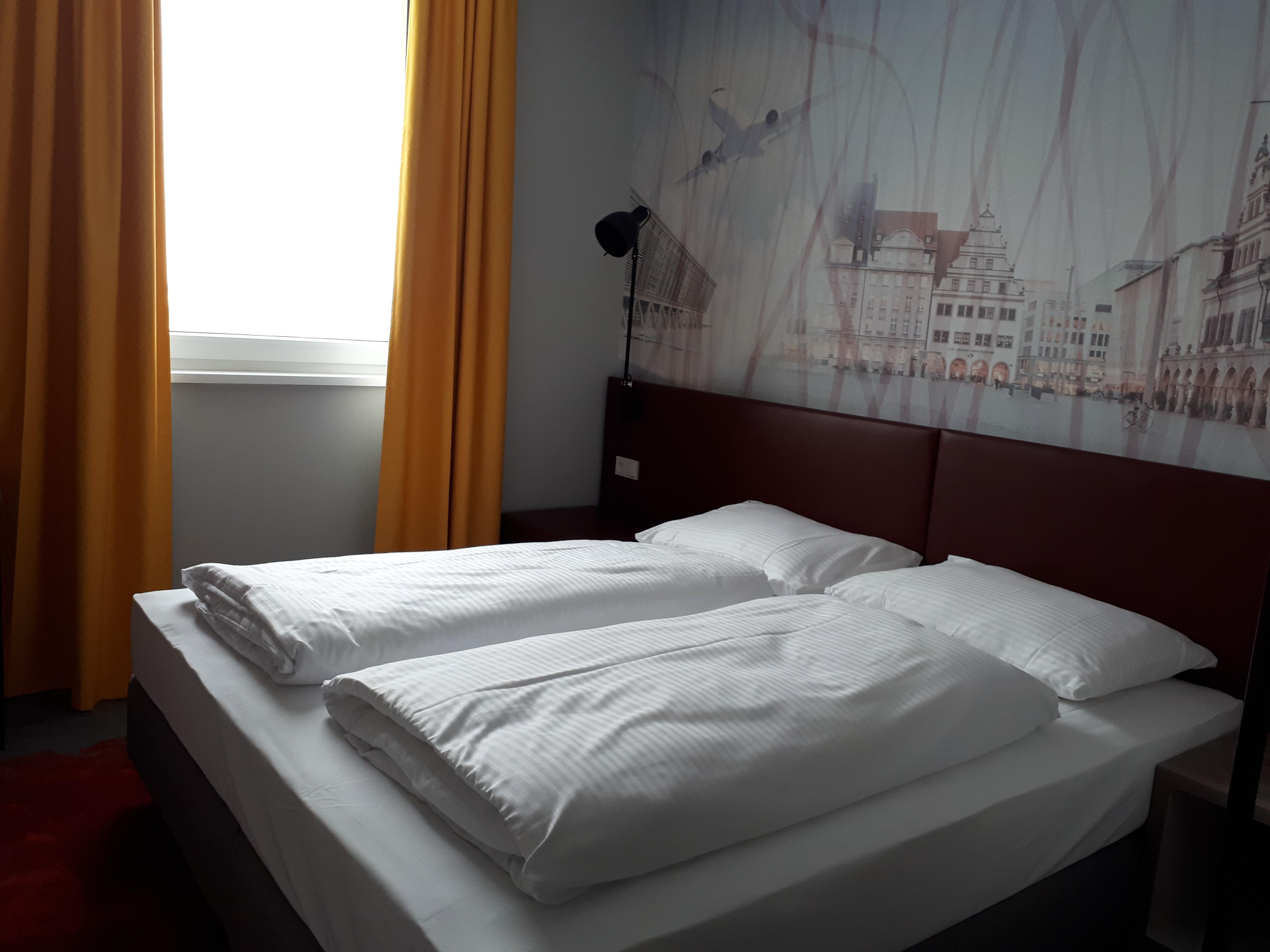 Campanile Leipzig Halle Airport シュクロイディッツ エクステリア 写真
