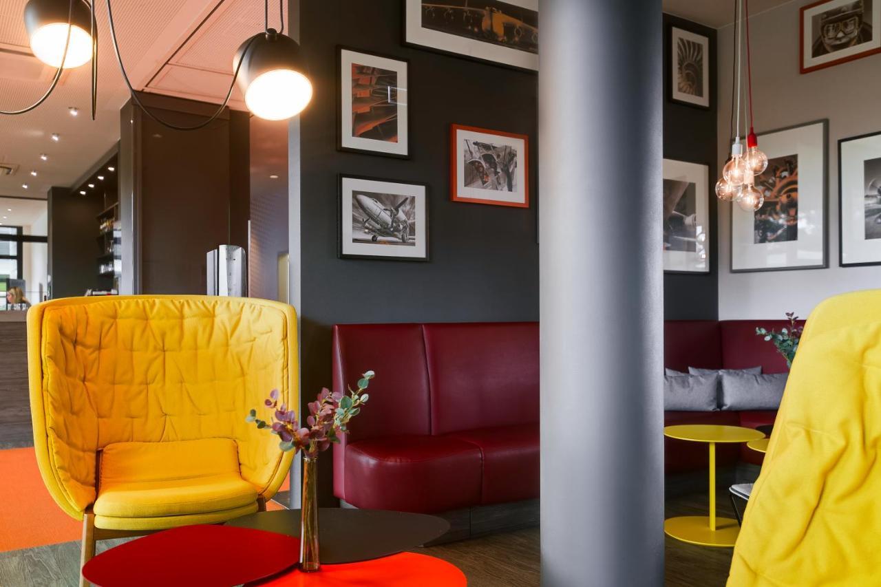 Campanile Leipzig Halle Airport シュクロイディッツ エクステリア 写真