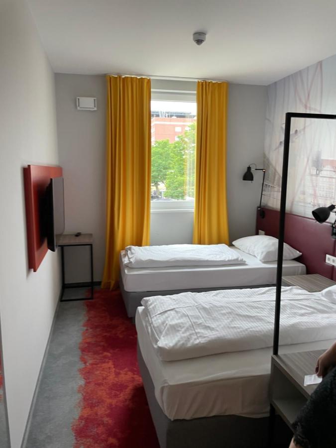 Campanile Leipzig Halle Airport シュクロイディッツ エクステリア 写真