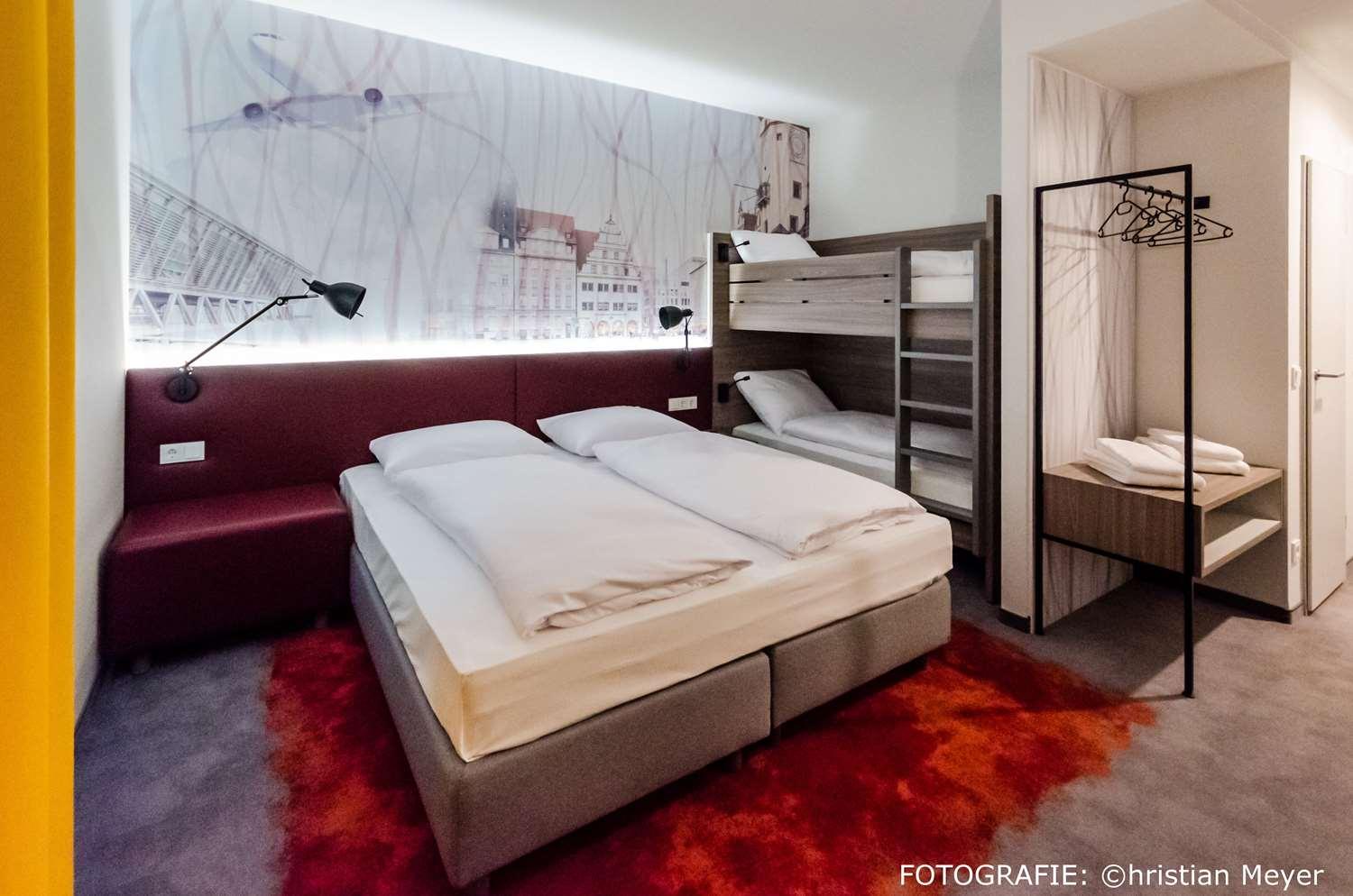 Campanile Leipzig Halle Airport シュクロイディッツ エクステリア 写真